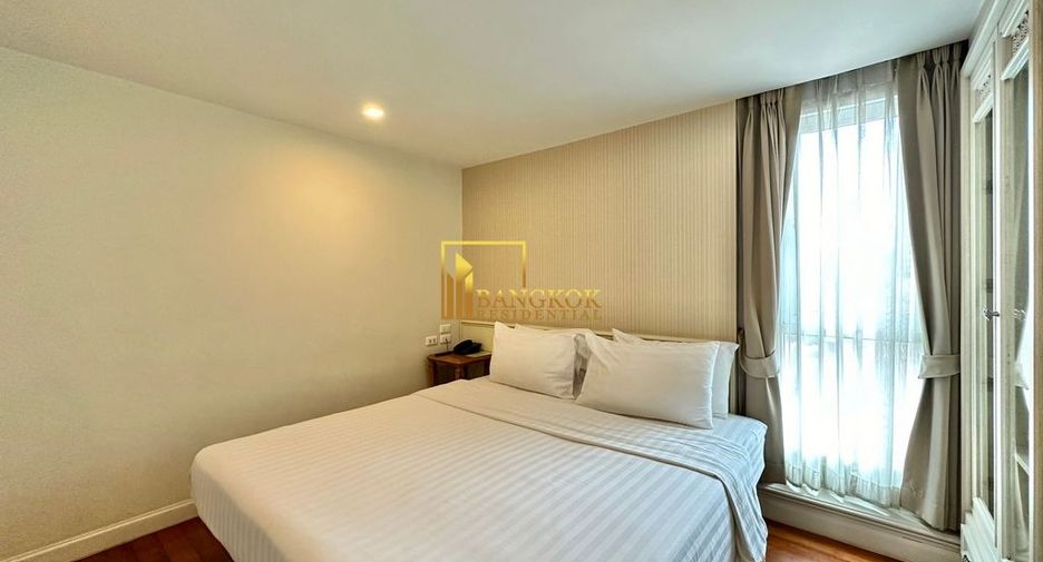 À louer 2 chambres appartement avec services à Sathon, Bangkok