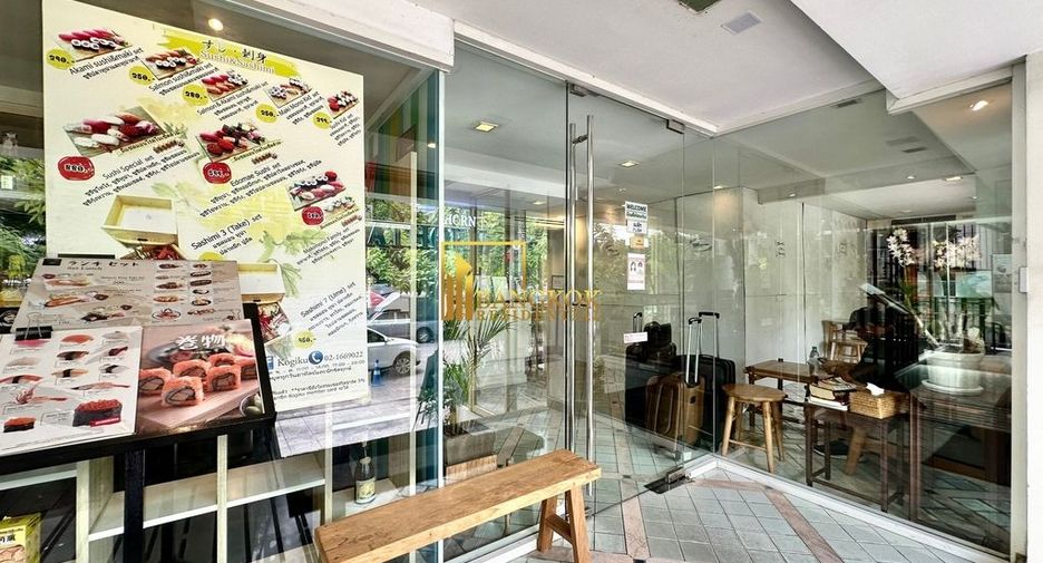 À louer 2 chambres appartement avec services à Sathon, Bangkok
