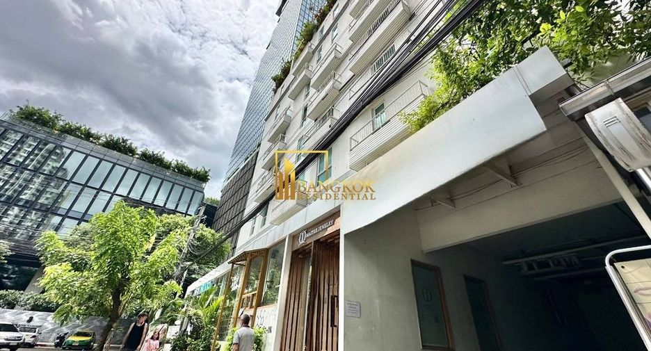 À louer 2 chambres appartement avec services à Sathon, Bangkok