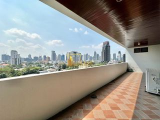 For rent 3 bedrooms condo in Watthana, Bangkok