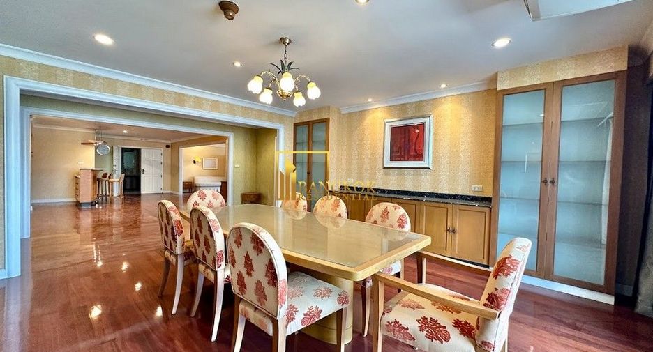 Condo en alquiler de 3 habitaciones en Watthana, Bangkok