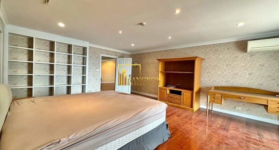 Condo en alquiler de 3 habitaciones en Watthana, Bangkok