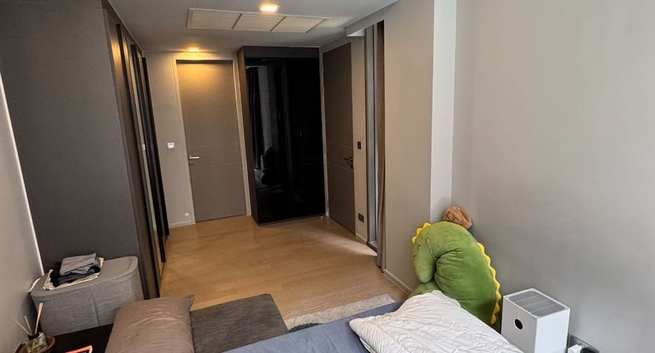 For rent 2 bedrooms condo in Watthana, Bangkok