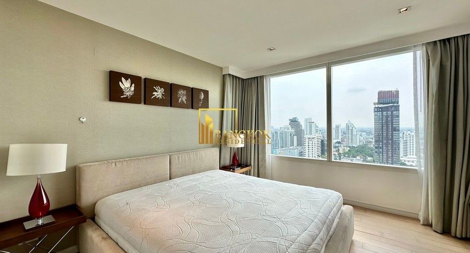À louer 2 chambres condo à Watthana, Bangkok