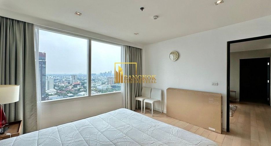 À louer 2 chambres condo à Watthana, Bangkok