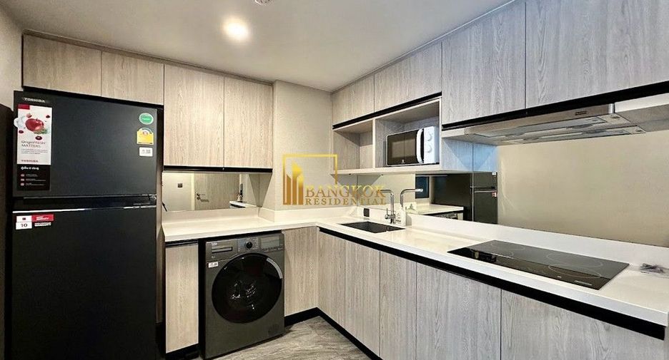 For rent 2 bedrooms condo in Pathum Wan, Bangkok