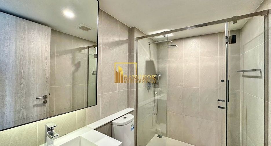 For rent 2 bedrooms condo in Pathum Wan, Bangkok