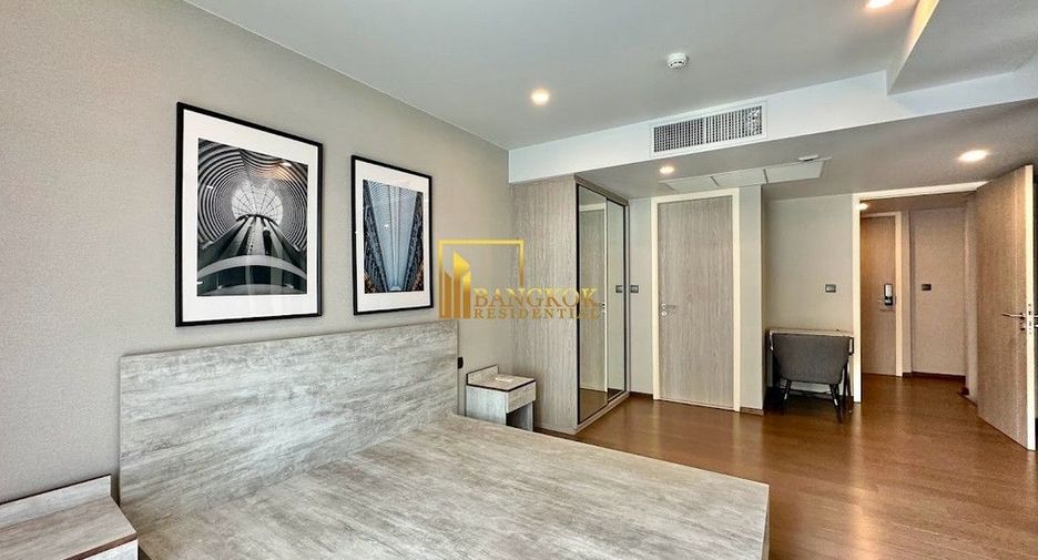 For rent 2 bedrooms condo in Pathum Wan, Bangkok