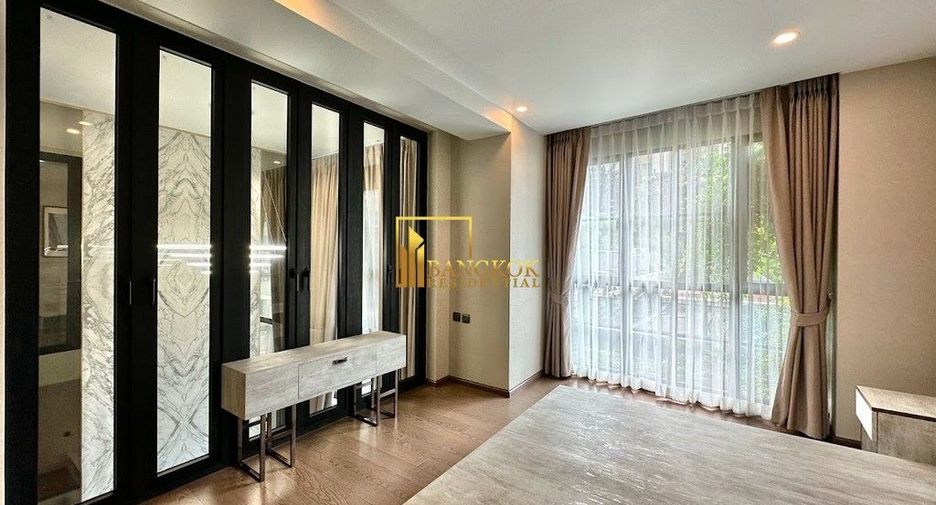 For rent 2 bedrooms condo in Pathum Wan, Bangkok
