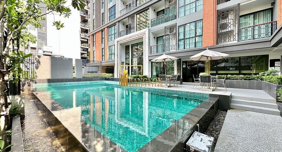 For rent 2 bedrooms condo in Pathum Wan, Bangkok
