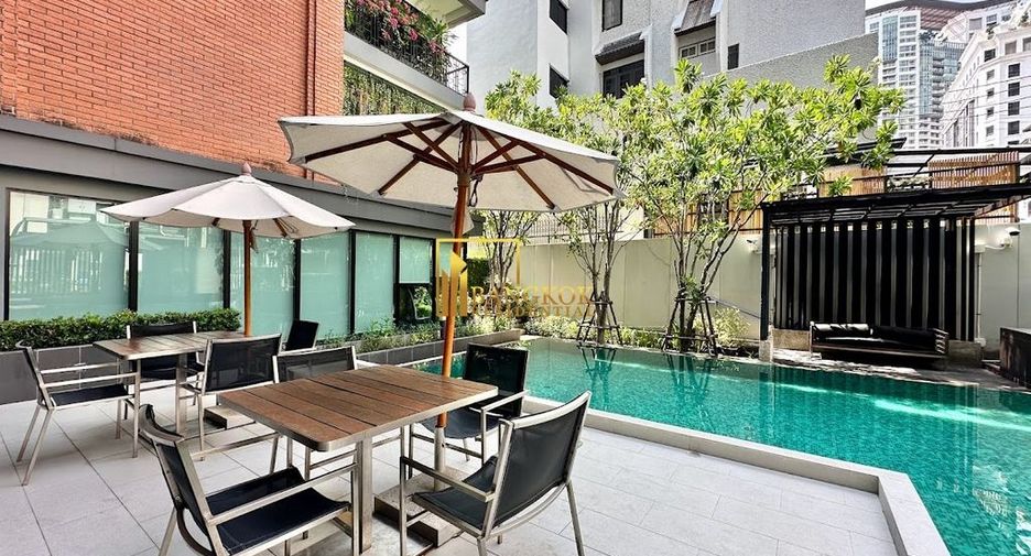 For rent 2 bedrooms condo in Pathum Wan, Bangkok