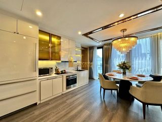 For rent 3 bedrooms apartment in Pathum Wan, Bangkok