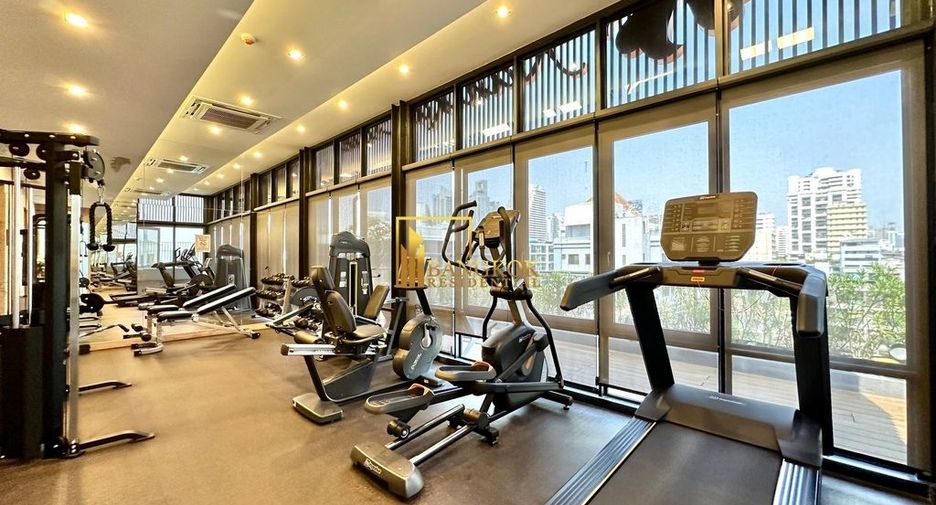 For rent 3 bedrooms apartment in Pathum Wan, Bangkok