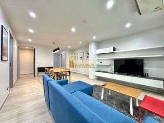 For rent 2 bedrooms apartment in Watthana, Bangkok