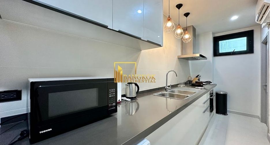 For rent 2 bedrooms apartment in Watthana, Bangkok