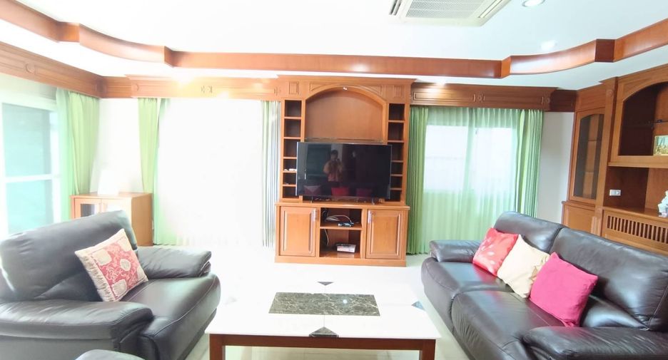 À louer 4 chambres maison à Bang Lamung, Chonburi