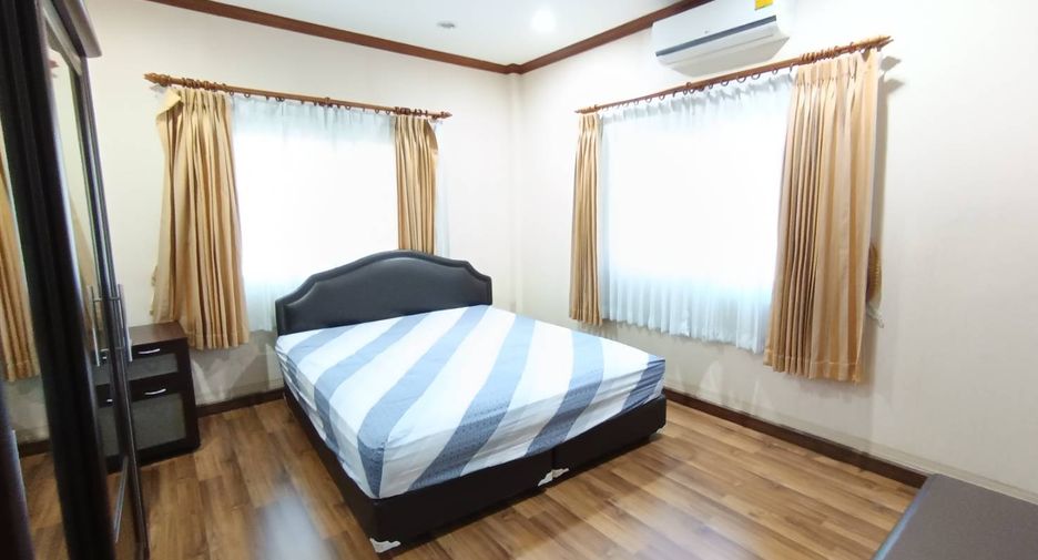 À louer 4 chambres maison à Bang Lamung, Chonburi