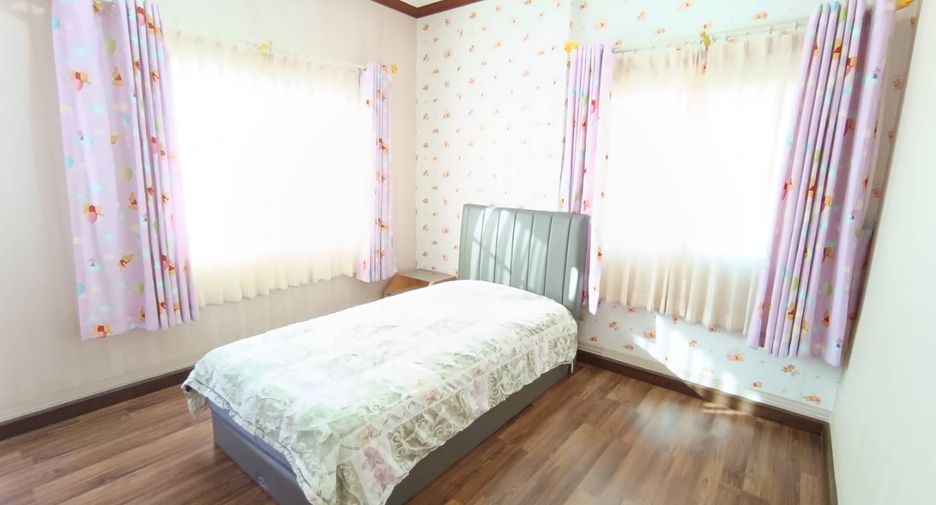 À louer 4 chambres maison à Bang Lamung, Chonburi