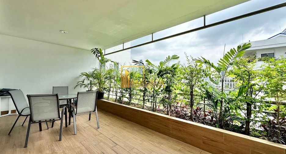 For rent 3 bedrooms apartment in Watthana, Bangkok