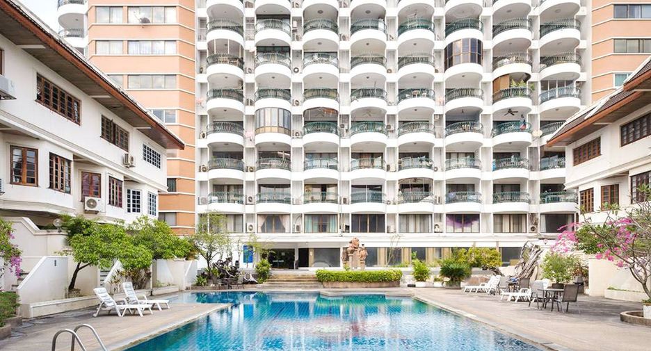For rent 4 Beds condo in Mueang Chiang Mai, Chiang Mai