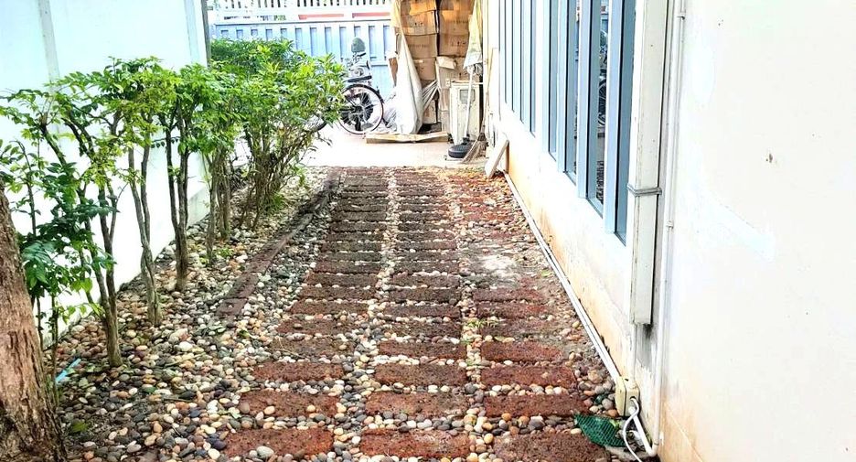 For sale 4 ベッドルーム villa in Bang Lamung, Chonburi