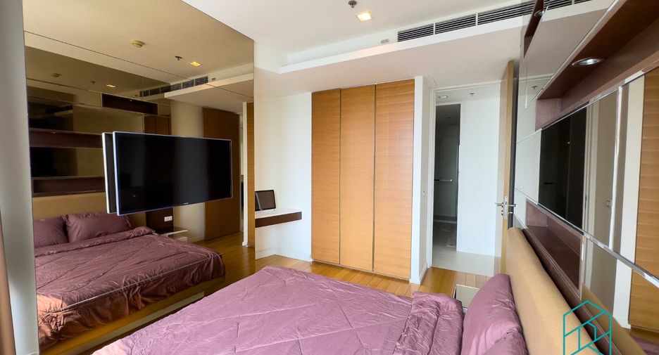 For rent and for sale 2 bedrooms condo in Sathon, Bangkok