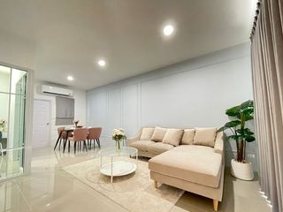 For sale 4 Beds townhouse in Sam Phran, Nakhon Pathom