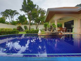 For sale 3 bedrooms villa in Bang Lamung, Chonburi