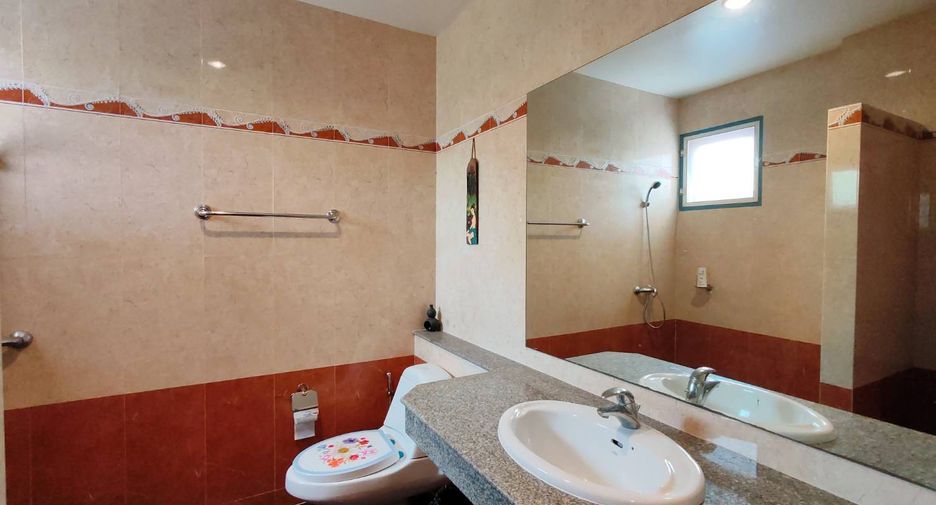 Casa en venta de 3 habitaciones en Bang Lamung, Chonburi