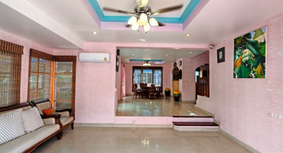 Casa en venta de 3 habitaciones en Bang Lamung, Chonburi