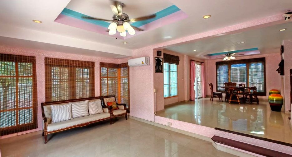 Casa en venta de 3 habitaciones en Bang Lamung, Chonburi