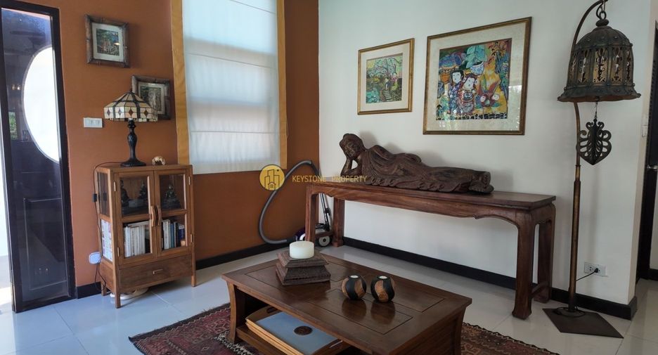 À vendre 5 chambres villa à East Pattaya, Pattaya