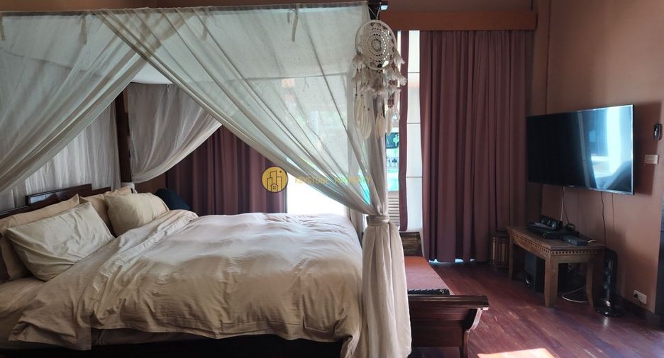 À vendre 5 chambres villa à East Pattaya, Pattaya