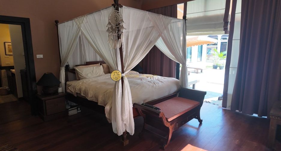 À vendre 5 chambres villa à East Pattaya, Pattaya