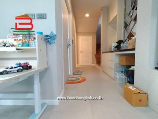 ให้เช่า และ ขาย 2 ห้องนอน บ้านเดี่ยว ใน บางกะปิ, กรุงเทพฯ