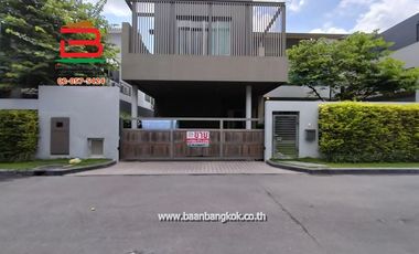 出租 和 出售 2 卧室 独立屋 在 Bang Kapi, 曼谷