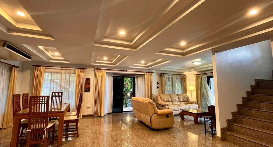 For sale 4 ベッドルーム house in Bang Lamung, Chonburi