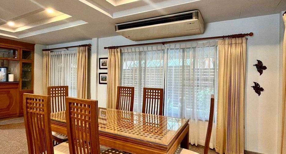 For sale 4 ベッドルーム house in Bang Lamung, Chonburi