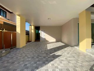 Haus zum Kauf mit 4 Zimmer in Bang Lamung, Chonburi
