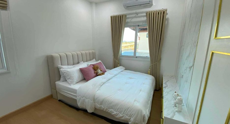 Haus zum Kauf mit 4 Zimmer in Bang Lamung, Chonburi