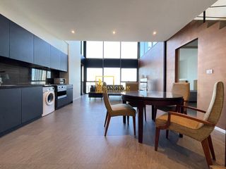Condo en alquiler de 2 habitaciones en Sathon, Bangkok