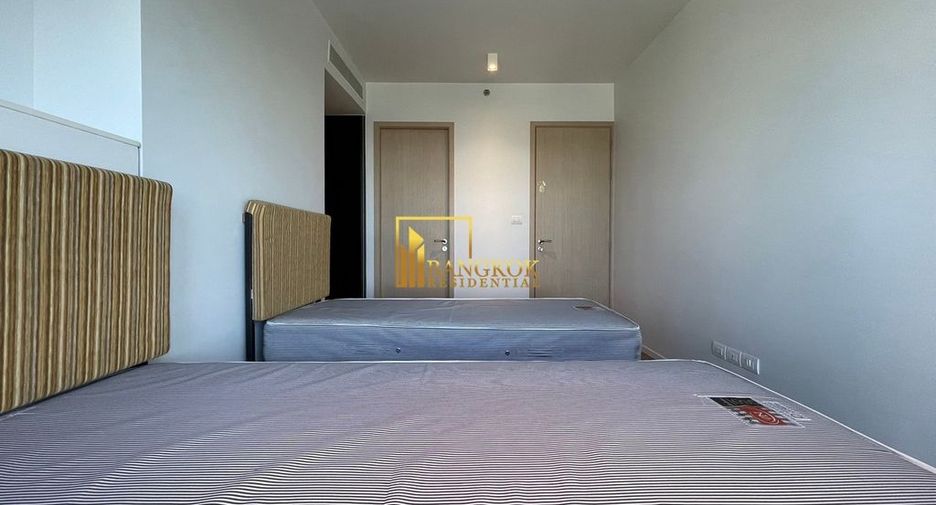 For rent 2 bedrooms condo in Sathon, Bangkok