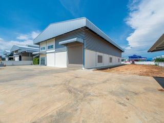 出租 仓库 在 Bang Phli, Samut Prakan