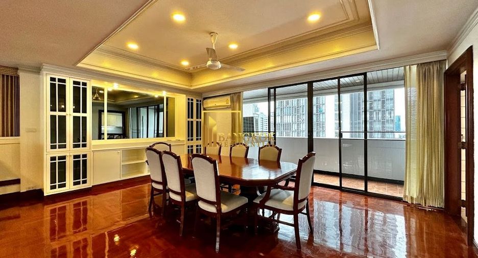 Condo en alquiler de 3 habitaciones en Khlong Toei, Bangkok