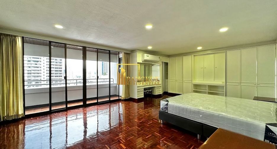 Condo en alquiler de 3 habitaciones en Khlong Toei, Bangkok
