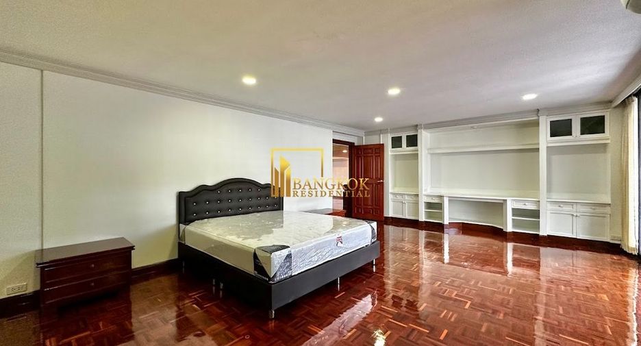 Condo en alquiler de 3 habitaciones en Khlong Toei, Bangkok