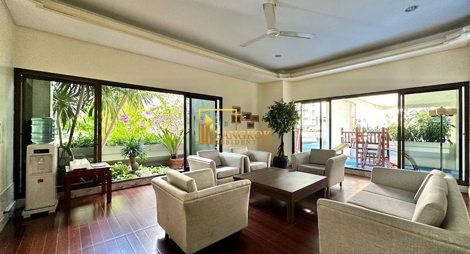 Condo en alquiler de 3 habitaciones en Khlong Toei, Bangkok