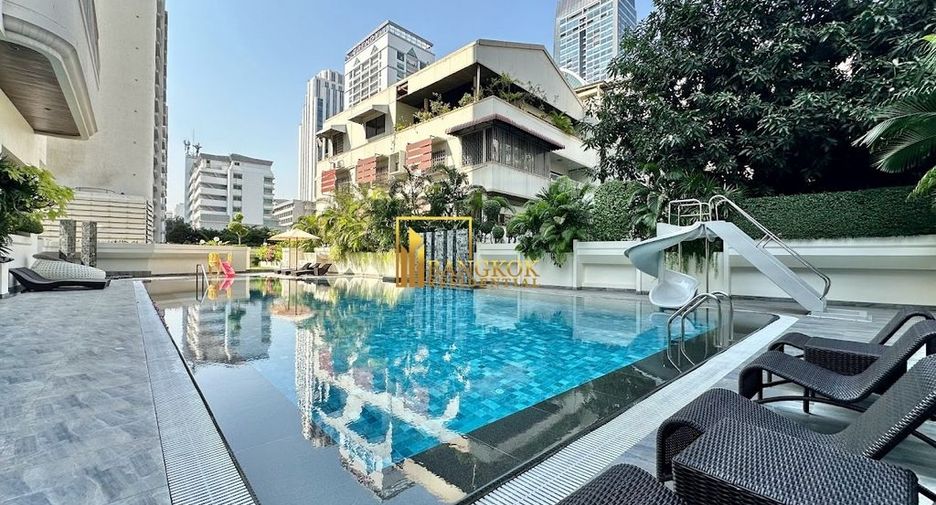Condo en alquiler de 3 habitaciones en Khlong Toei, Bangkok