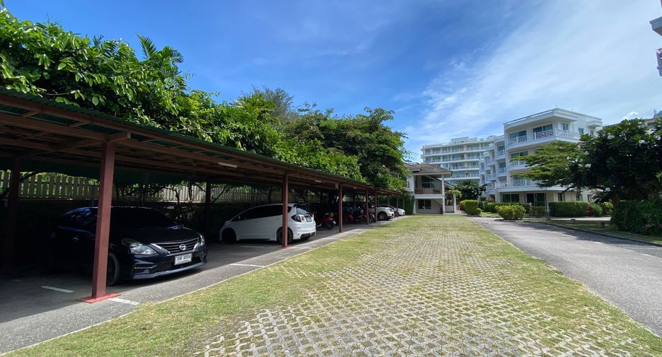 For sale 2 bedrooms condo in Hua Hin, Prachuap Khiri Khan