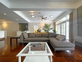 À louer 3 chambres appartement à Khlong Toei, Bangkok